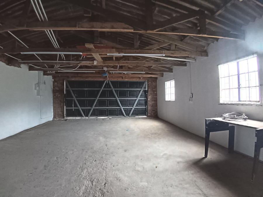 5 Bedroom Property for Sale in Fraaiuitsig Western Cape